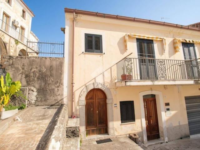 Appartamento in vendita a Vibonati SA