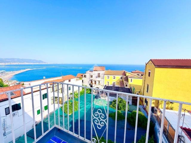 Appartamento in vendita a Vietri sul Mare SA
