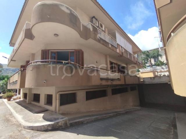 Appartamento in vendita a Villabate via delle Alpi, 6