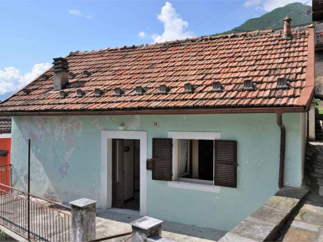 Casa indipendente in vendita a Villadossola VB
