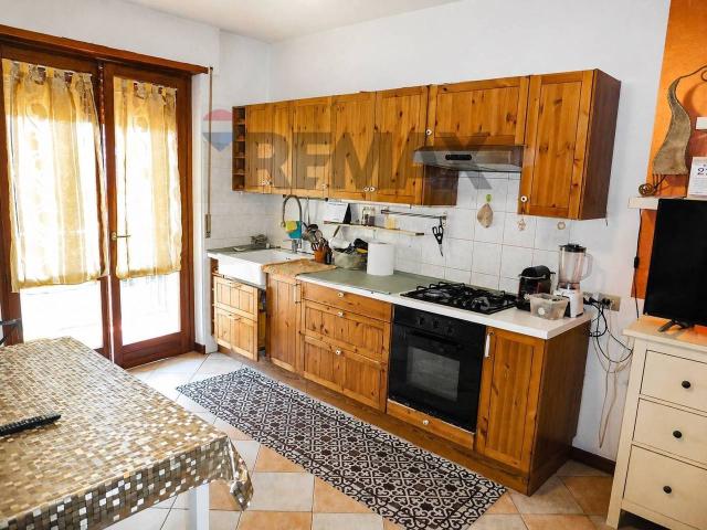 Appartamento in vendita a Villafranca Di Verona