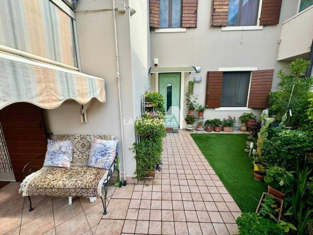 Appartamento in vendita a Villafranca di Verona VR