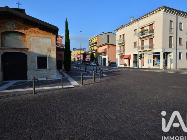 Appartamento in vendita a Villafranca di Verona VR