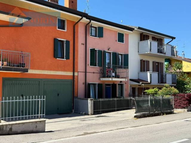 Appartamento in vendita a Villafranca di Verona VR