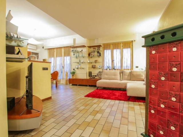 Appartamento in vendita a Villafranca di Verona VR