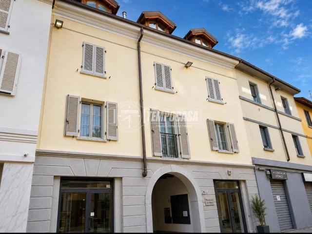 Appartamento in vendita a Villasanta