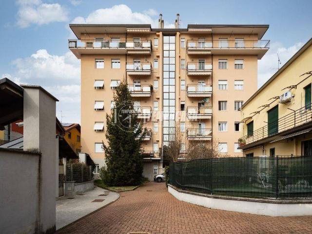Appartamento in vendita a Villasanta MB