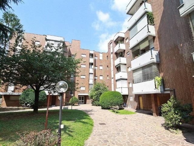Appartamento in vendita a Vimercate MB