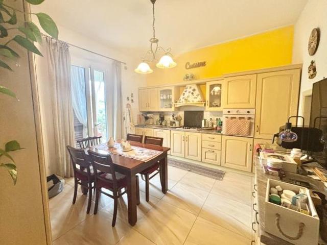 Appartamento in vendita a Vitolini Vinci 100 mq Rif: 1411009