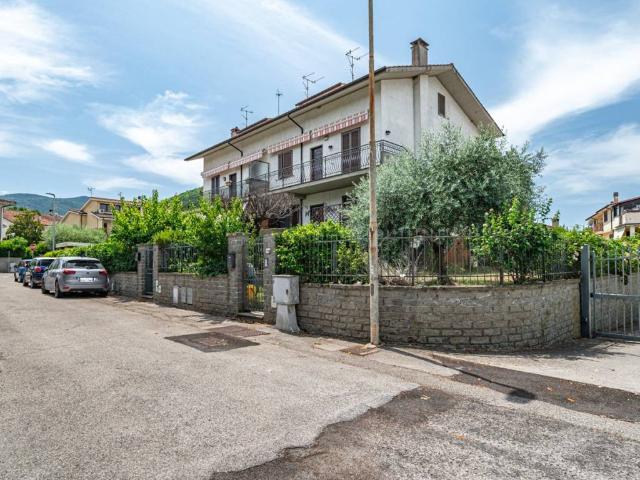 Appartamento in vendita a Vitorchiano VT