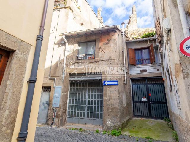 Appartamento in vendita a Viterbo