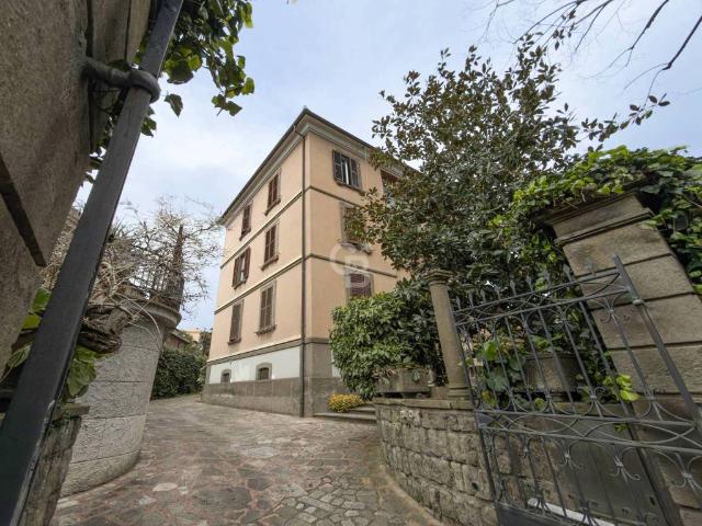 Appartamento in vendita a Viterbo VT