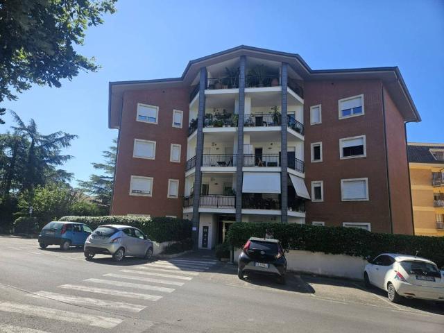 Appartamento in vendita a Viterbo VT