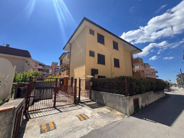 Appartamento in vendita a Vitulazio CE