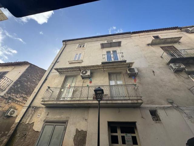 Appartamento in vendita a Vitulazio CE