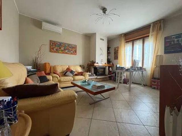 Appartamento in vendita a Voghera PV