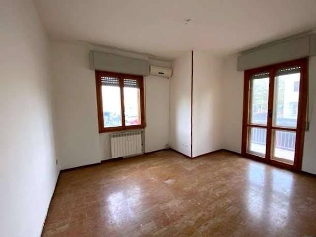 Appartamento in vendita a Voghera PV