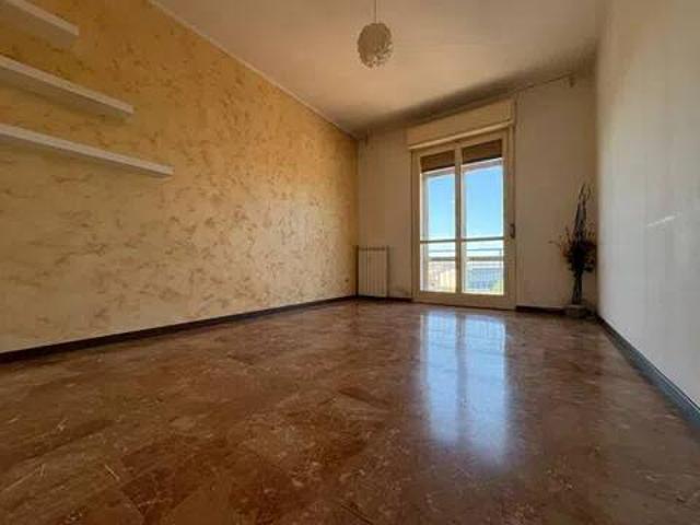 Appartamento in vendita a Voghera PV
