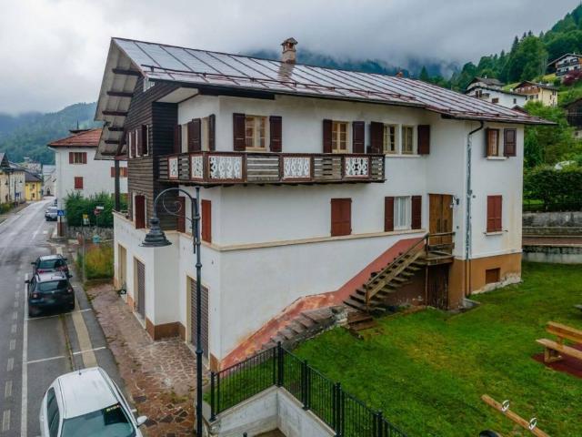 Appartamento in vendita a Voltago Agordino BL