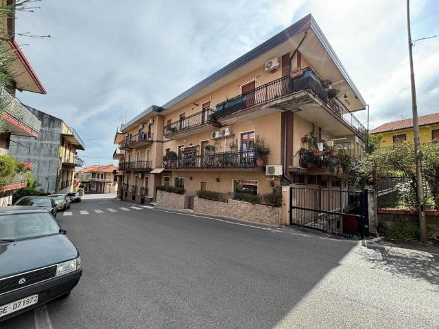Appartamento in vendita a Zafferana Etnea CT
