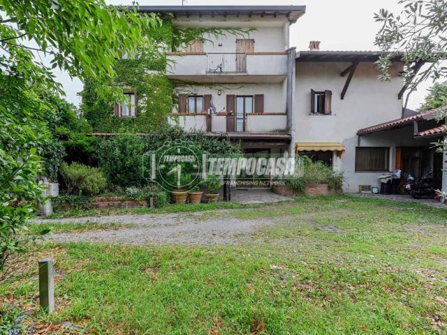 Appartamento in vendita a Zanica BG