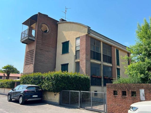 Appartamento in vendita a Zeccone PV