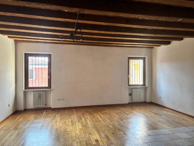 Appartamento in vendita a Zevio VR