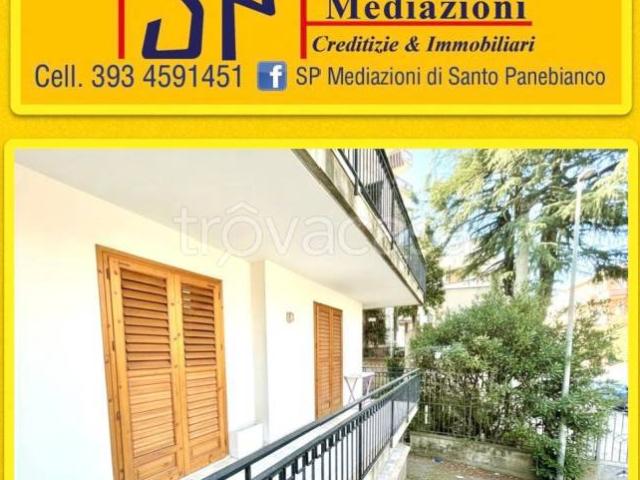 Appartamento in vendita ad Acireale