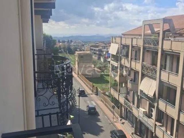 Appartamento in vendita ad Adrano via Catania, 284
