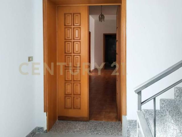 Appartamento in vendita ad Adrano via Corinto, 30