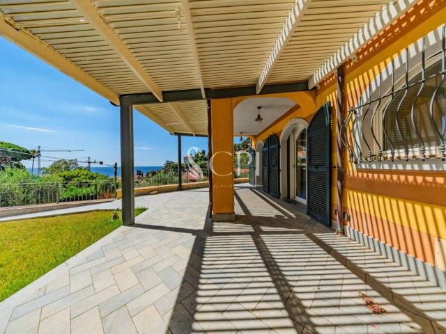 Appartamento in vendita ad Alassio strada prè martin, 7