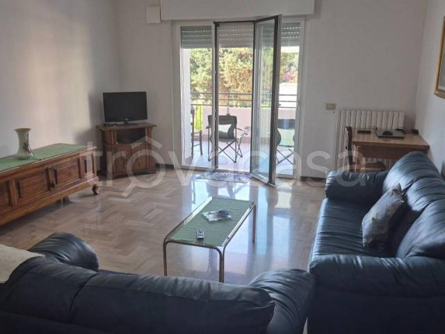 Appartamento in vendita ad Alba Adriatica via Firenze, 101