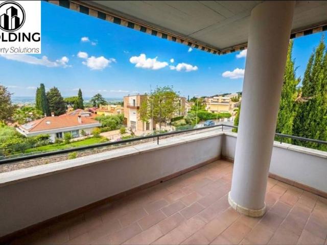 Appartamento in vendita ad Albano Laziale via Alfonso Benedetti
