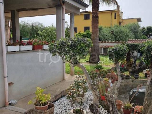 Appartamento in vendita ad Albano Laziale via Montagnano, Cecchina