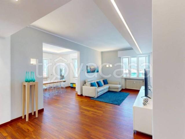Appartamento in vendita ad Albenga viale Italia