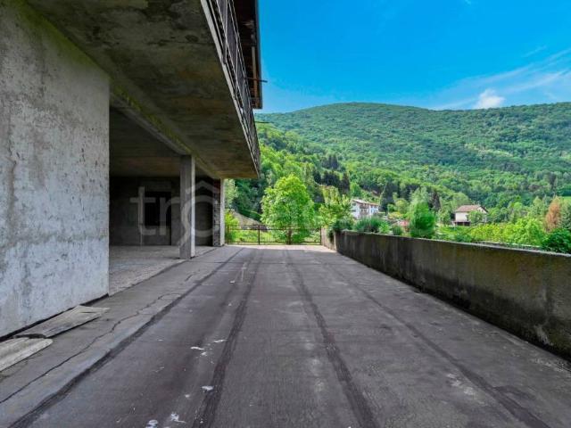 Appartamento in vendita ad Albino via Gregorio Vescovo, Casale