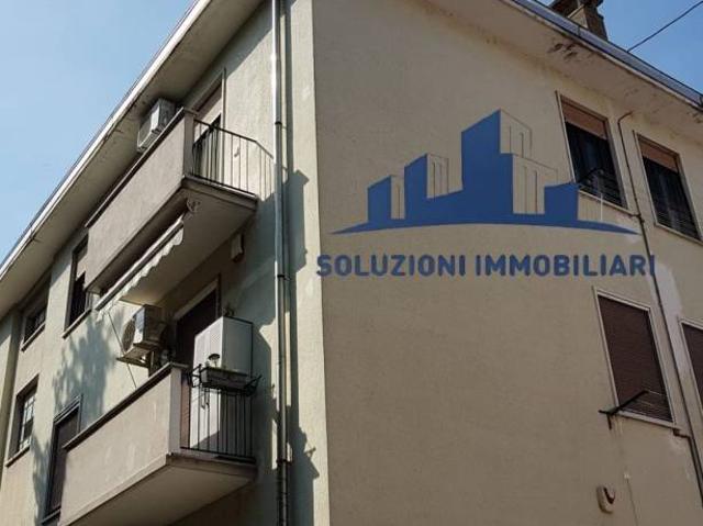 Appartamento in vendita ad Alessandria, Piazza Garibaldi