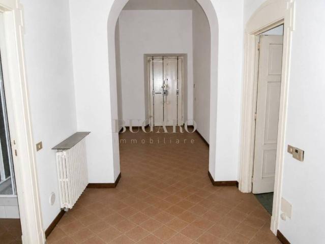 Appartamento in vendita ad Ancona, Corsi