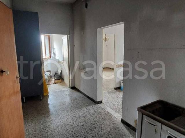 Appartamento in vendita ad Asciano via Amos Cassioli