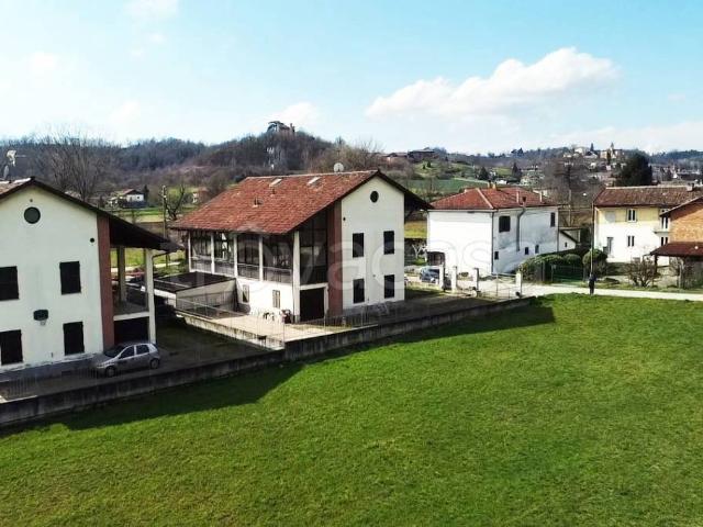 Appartamento in vendita ad Asti, Serravalle