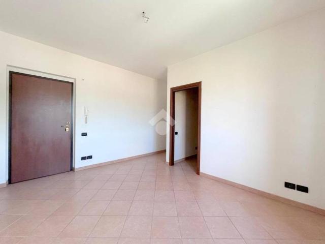 Appartamento in vendita ad Asti via Rodolfo Bazzano, 15, Corso Alessandria