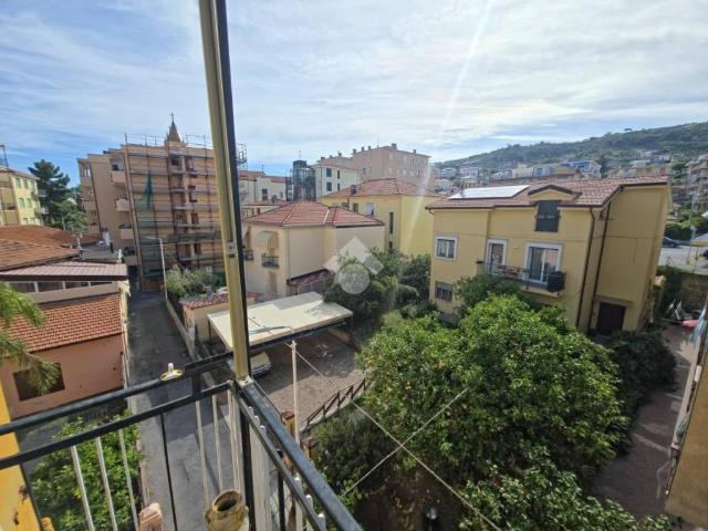Appartamento in vendita ad Arma Di Taggia, Taggia