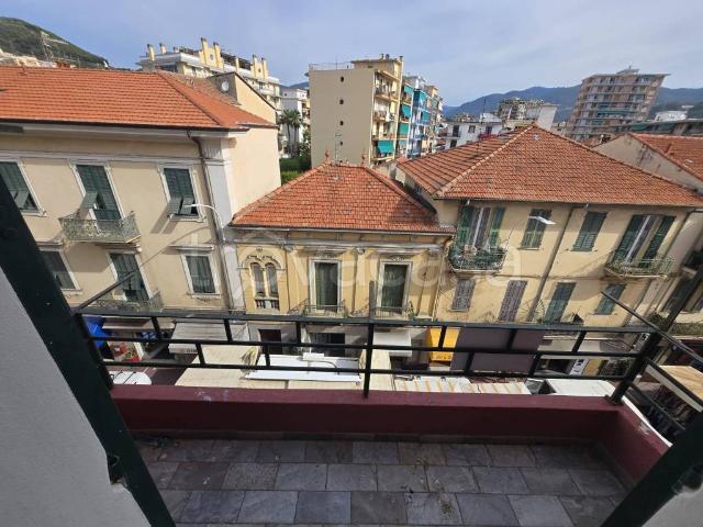 Appartamento in vendita ad Arma Di Taggia, Taggia