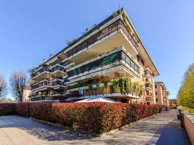 Appartamento in vendita ad Arese via Monte Grappa, n. 17