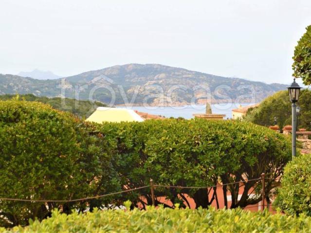 Appartamento in vendita ad Arzachena