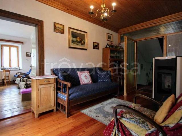 Appartamento in vendita ad Auronzo di Cadore via Ligonto