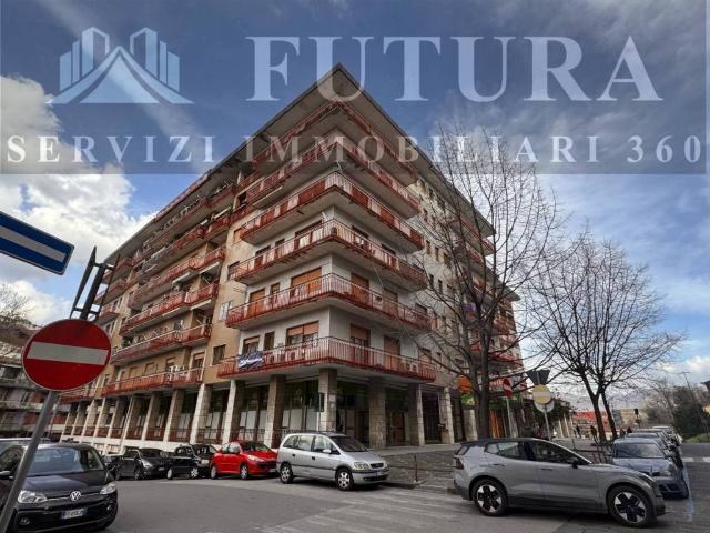 Appartamento in vendita ad Avellino via serafino pionati, 23