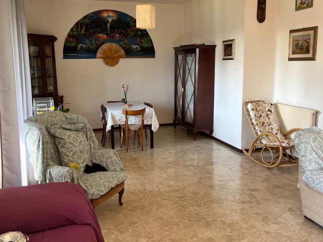 Appartamento in vendita, Carrara avenza