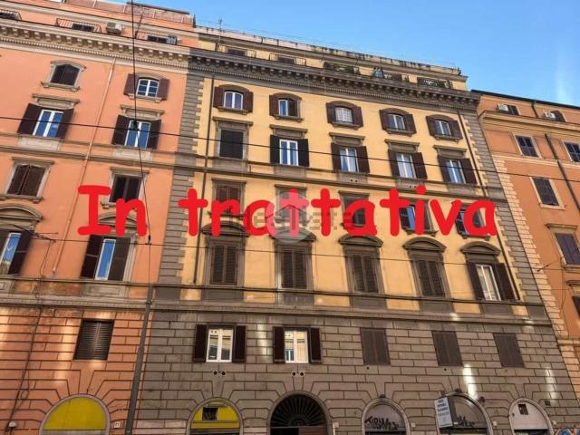 Appartamento in vendita di 43 m² in Via Napoleone III, 23