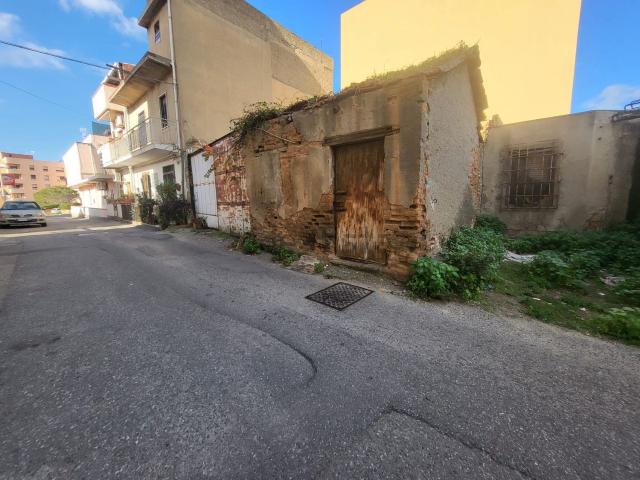 Appartamento in vendita di 400 m² in Via Modena Traversa A, 15